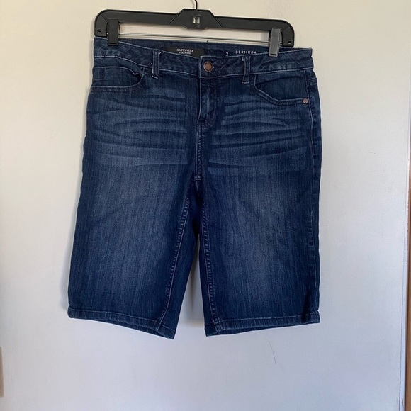 Simply vera Wang mid rise Bermuda size 2 shorts - Picture 1 of 5